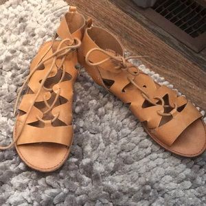 Cute tan sandals for spring/summer!!